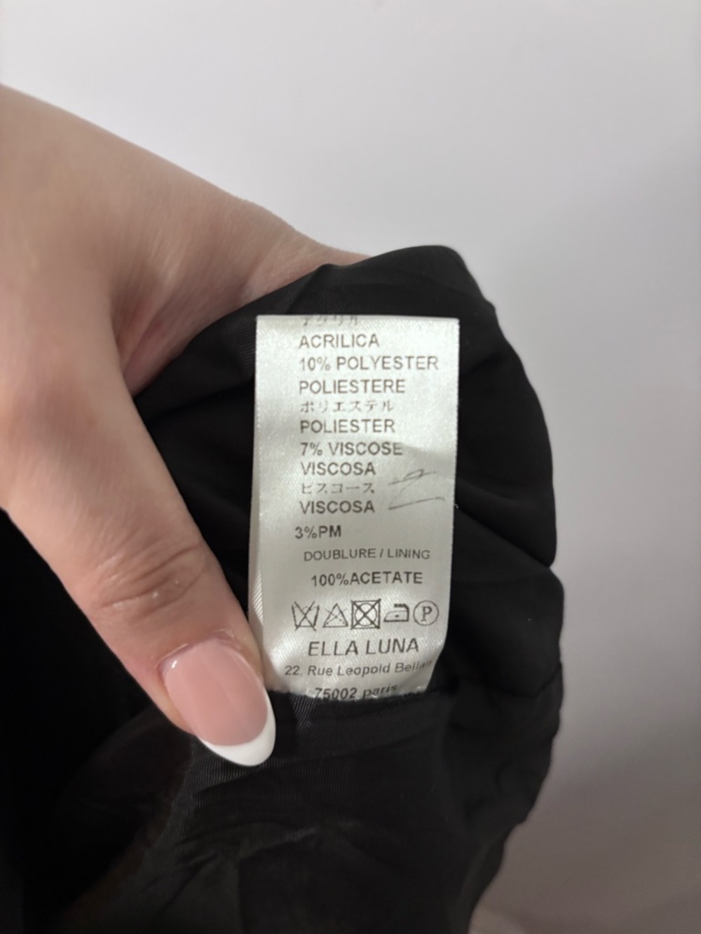 Ella Luna Black and White Patterned Sleeveless Dress with Gold Band - Picture 6 of 7